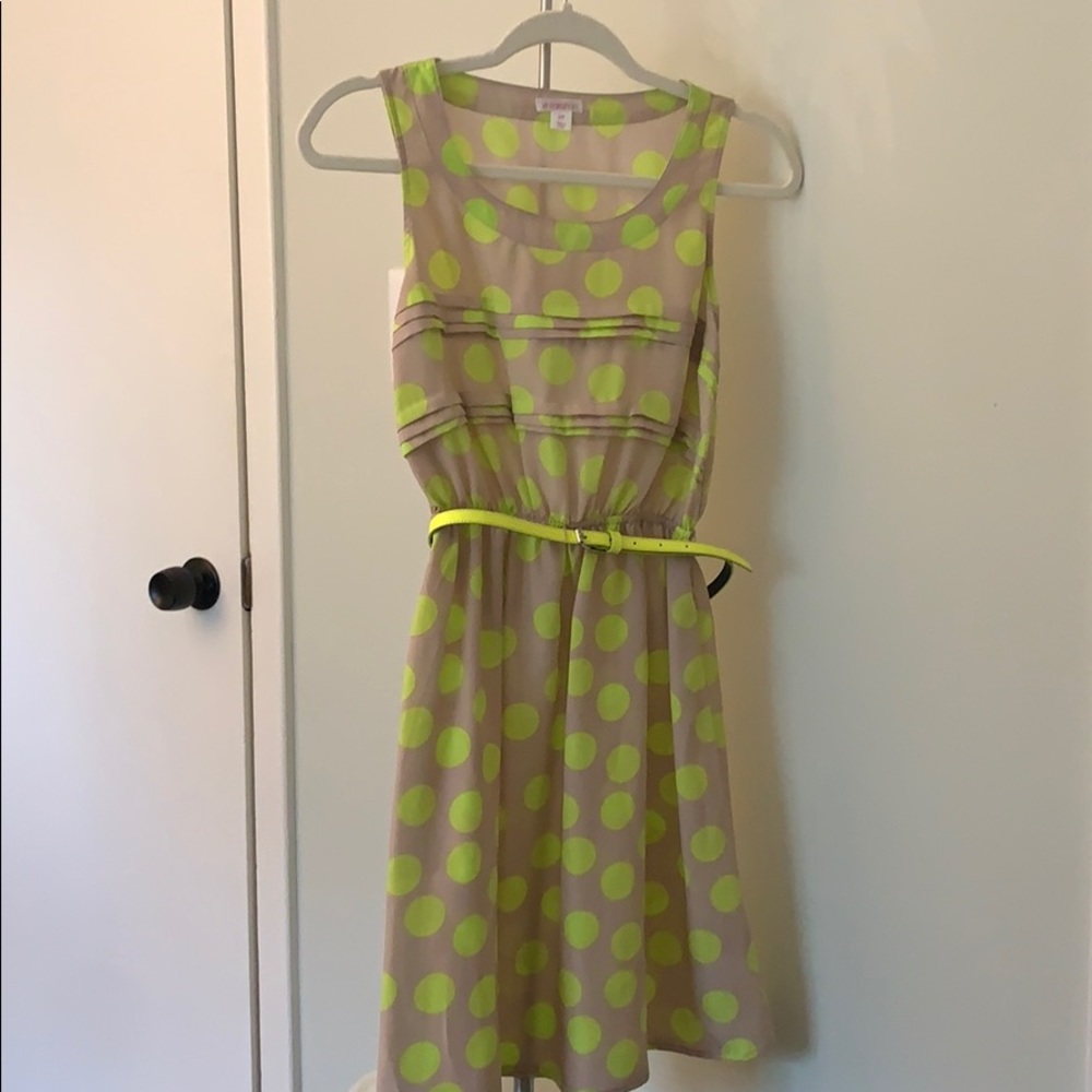 Sleeveless dress